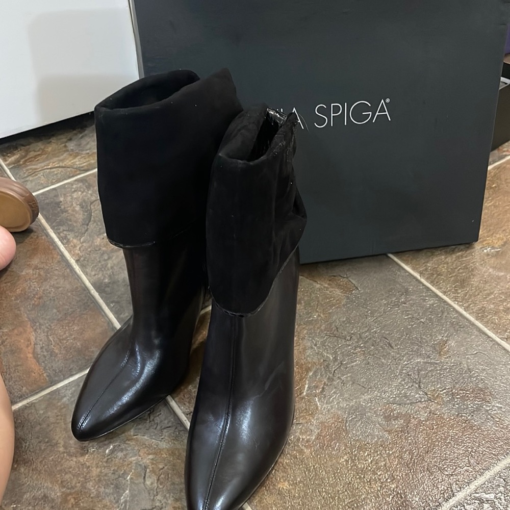 Via Spiga Ankle Heeled Boots